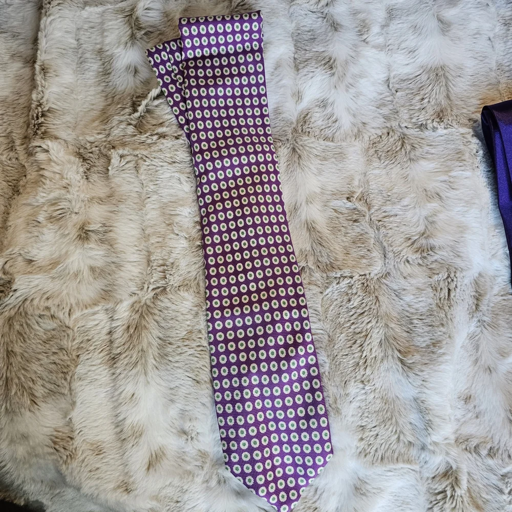 Elegant Purple and Patterned‎ Ties